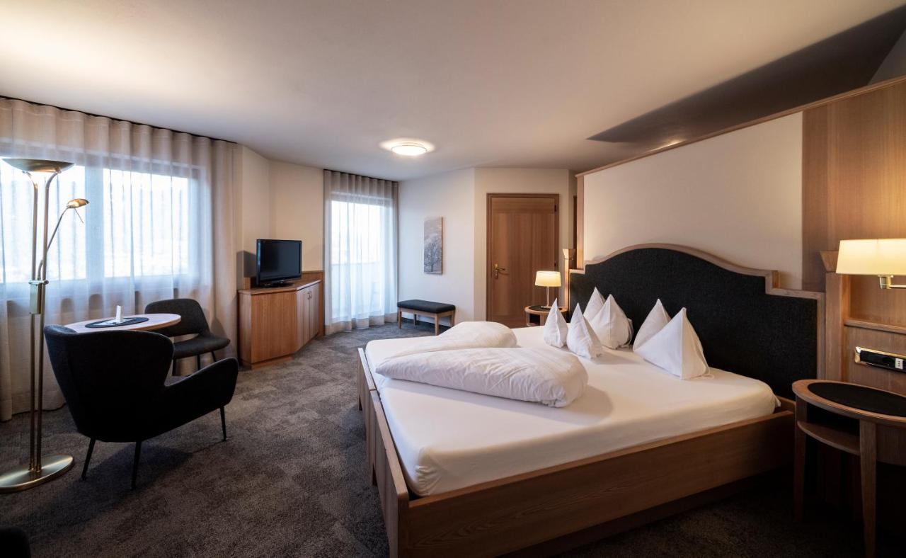 Hotel Gnollhof К'юза Екстер'єр фото